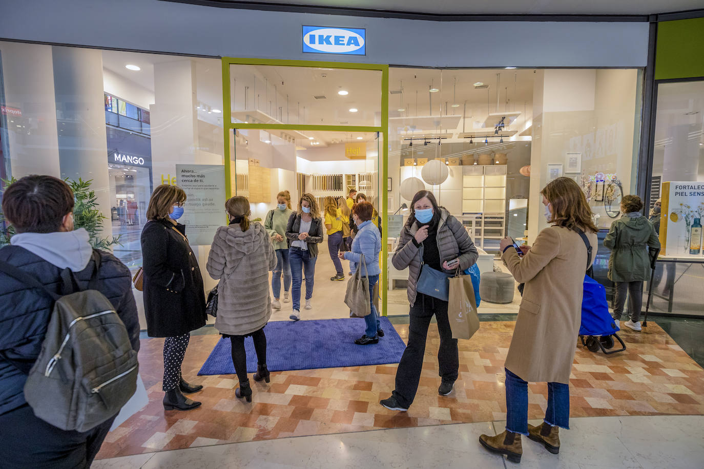 Fotos Ikea desembarca en El Boulevard de Vitoria El Correo Fotos Ikea desembarca en El Boulevard de Vitoria El Correo