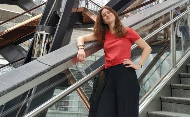 Una estudiante de matrícula