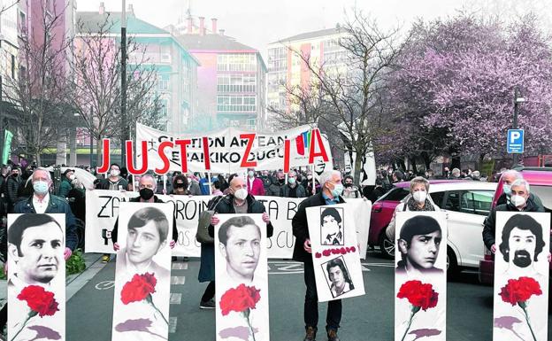 El 3 de Marzo pide a Sánchez un reconocimiento pleno de las víctimas como «primer pas»