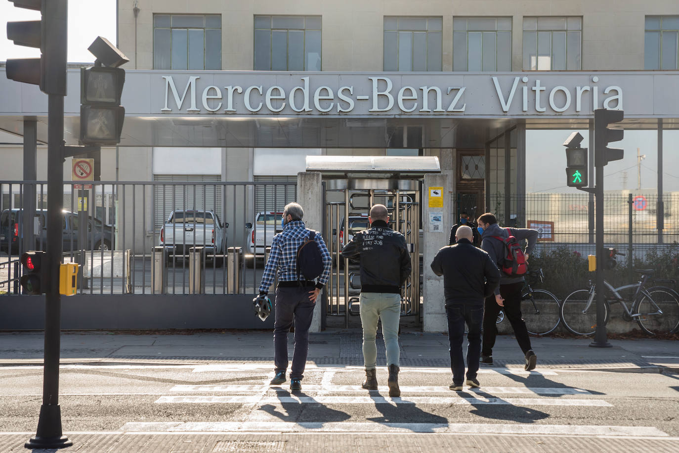 La mayoría sindical en Mercedes pide una subida salarial del 2,5% para el nuevo convenio