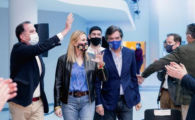 El PP vasco inicia sus congresos provinciales con la reelección de Oyarzábal en Álava