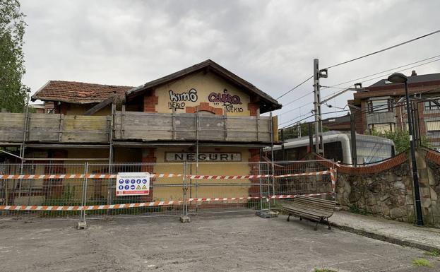 El edificio de la estación de Neguri se rehabilitará tras dos años en ruina