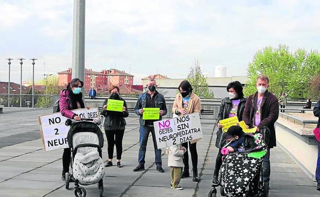 Consideran «una tomadura de pelo» la llegada de una nueva neuropediatra