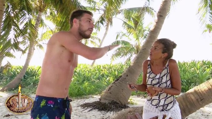 Marta enreda a Tom y logra que rompa su amistad con Melyssa