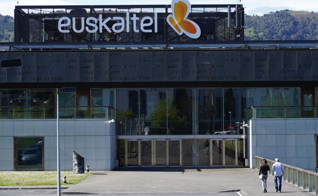 El Parlamento vasco se pone de perfil sobre la venta de Euskaltel