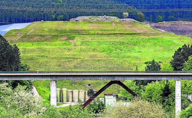 FCC inicia los trámites para ampliar un 41% la capacidad de su vertedero de Lemoa