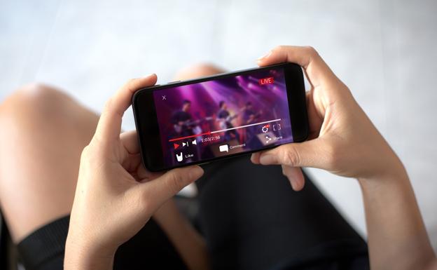 El truco para no quedarte sin datos en el móvil al ver vídeos de YouTube