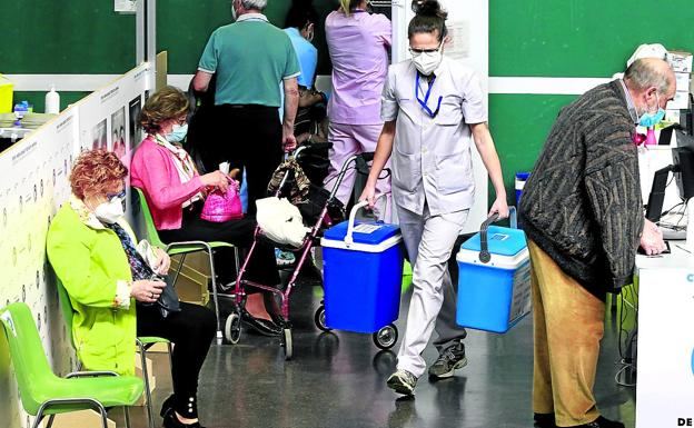 Álava eleva el ritmo de vacunación tras recibir el mayor cargamento hasta la fecha