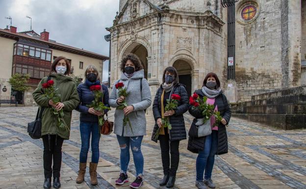 Homenaje a las madres del comercio de la Llanada Alavesa