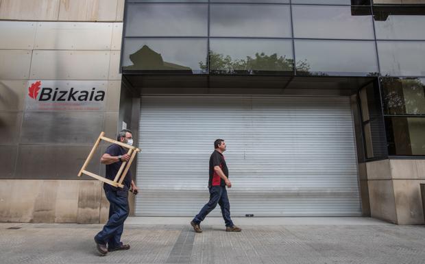 Hacienda ve «luces y sombras» en la campaña de la renta cuando toda oposición aprecia «un caos»