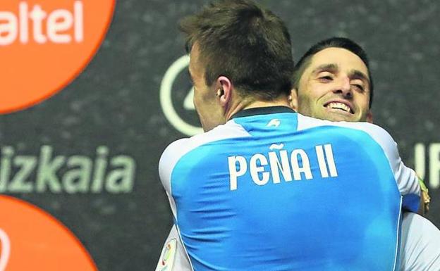 Dos parejas y un destino