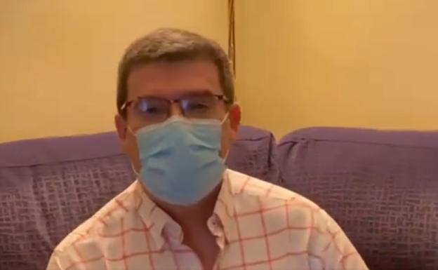 Aburto reconoce que está «bien, aunque débil» y que ya sale a la calle