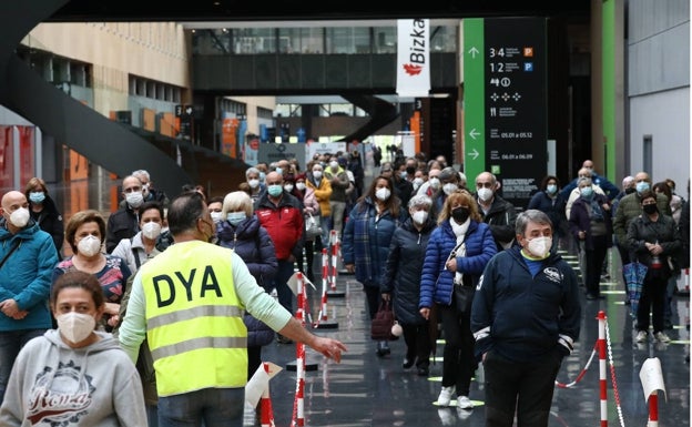 Uno de cada tres vascos ha sido vacunado