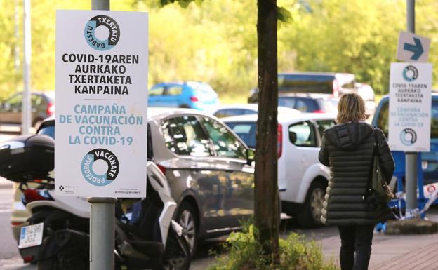 Osakidetza comienza a citar a los menores de 59 años para su vacunación y alcanza el millón de dosis inyectadas