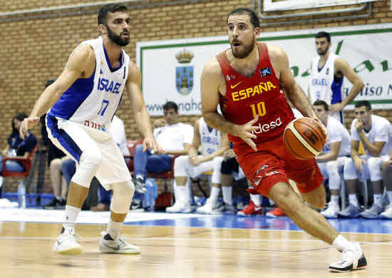 Quino Colom asume la dirección de juego vacante del Baskonia