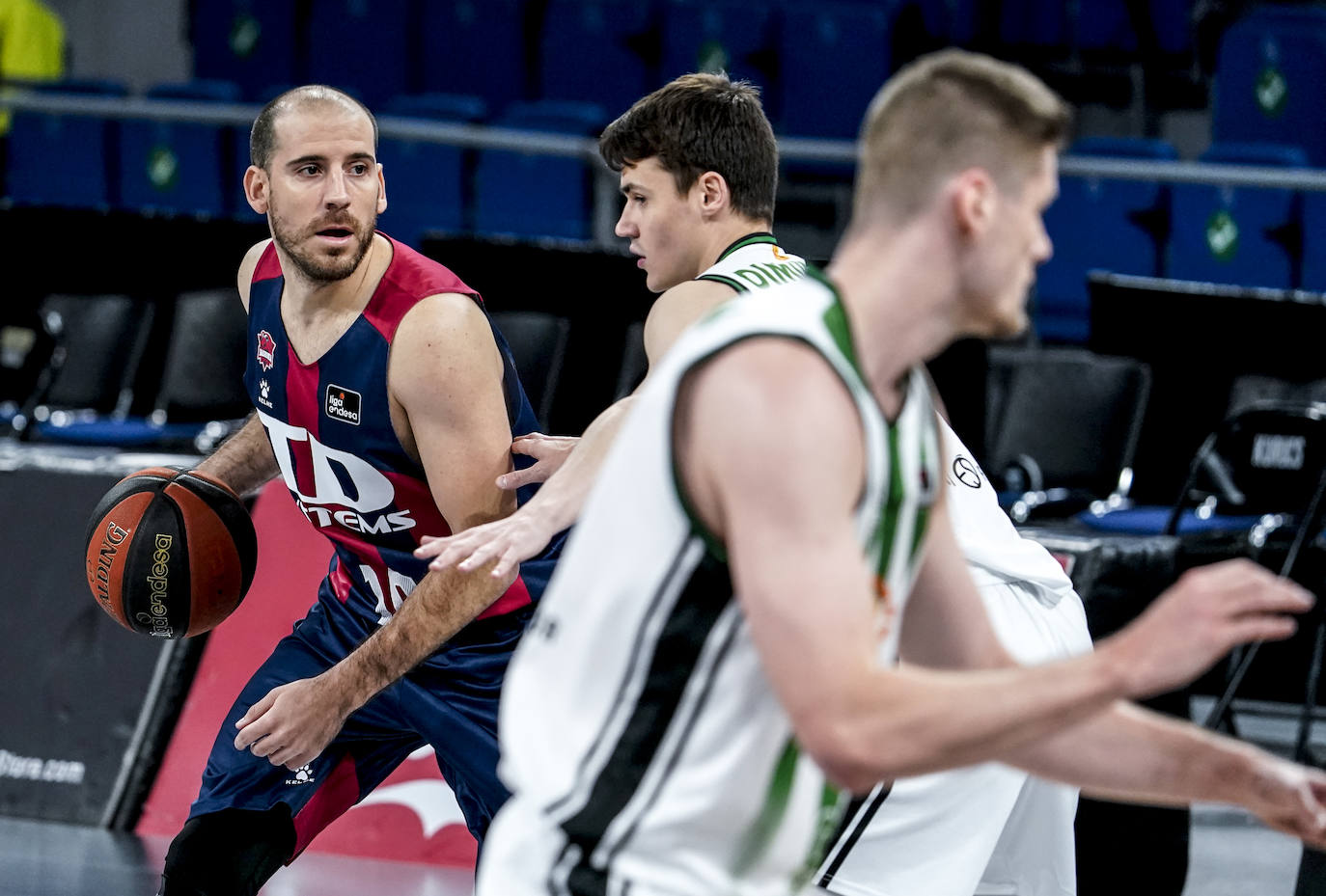 Las mejores imágenes del Baskonia-Joventut