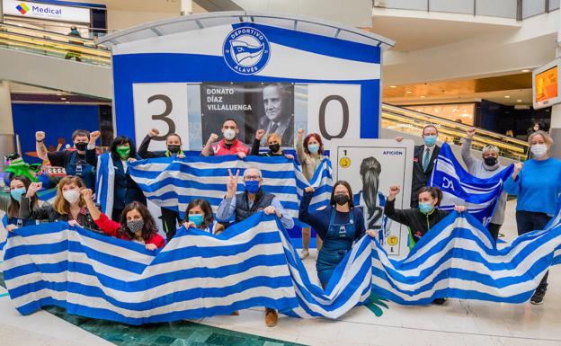 El apoyo al Alavés del Centro Comercial El Boulevard: «Nada es imposible para el Alavés»