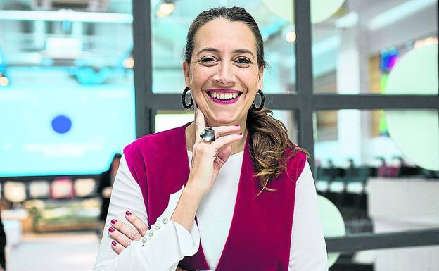 «Regalar un móvil a un niño por su comunión es una barbaridad»