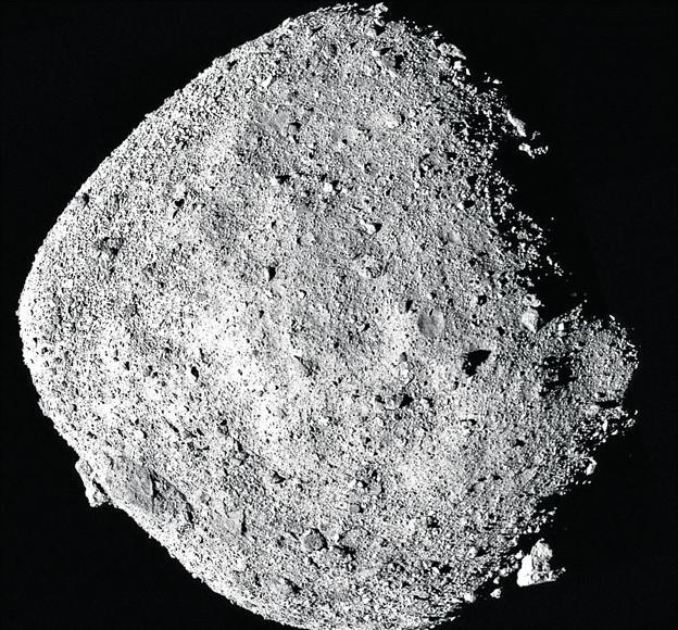 La 'OSIRIS-REx' emprende el viaje a la Tierra con muestras del asteroide Bennu