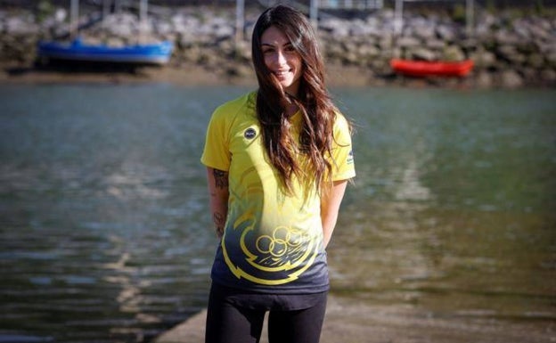 La remera de Orio Sandra Piñeiro cuenta en un libro cómo superó la anorexia