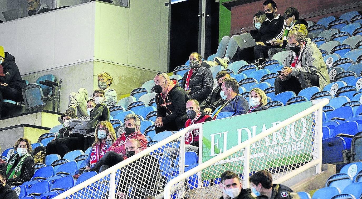 El público vuelve a los estadios pero solo en territorios con baja incidencia del covid