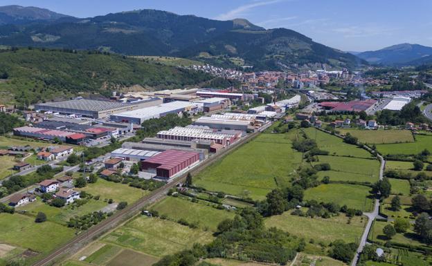 La Cámara ofrece apoyo digital y comercial a las empresas de Llodio