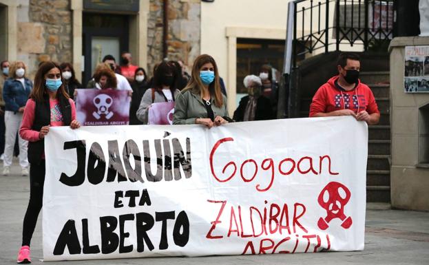 Zalla muestra su solidaridad con Joaquín Beltrán