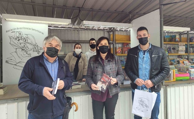 Arranca la Feria del Libro en Santurtzi para «consumir cultura en tiempos de pandemia»