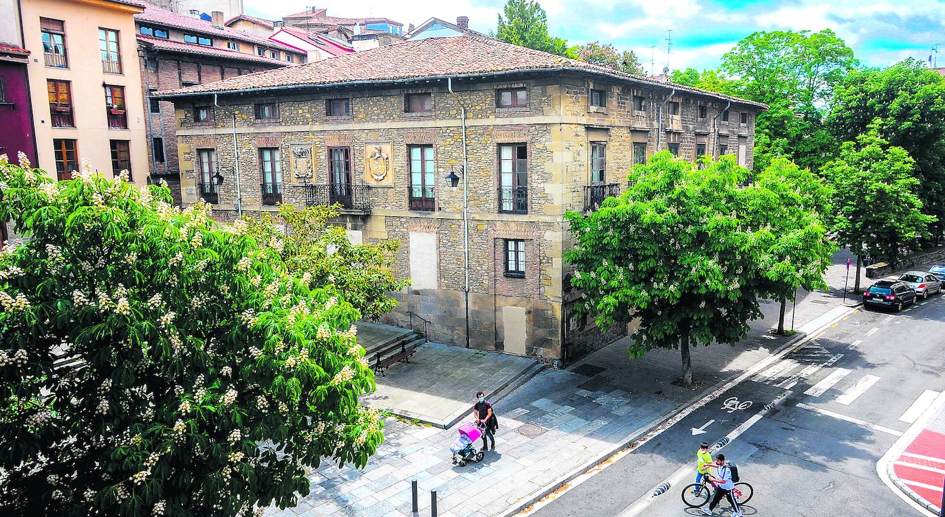 Un grupo alemán proyecta 33 apartamentos turísticos en el palacio de los Álava-Velasco