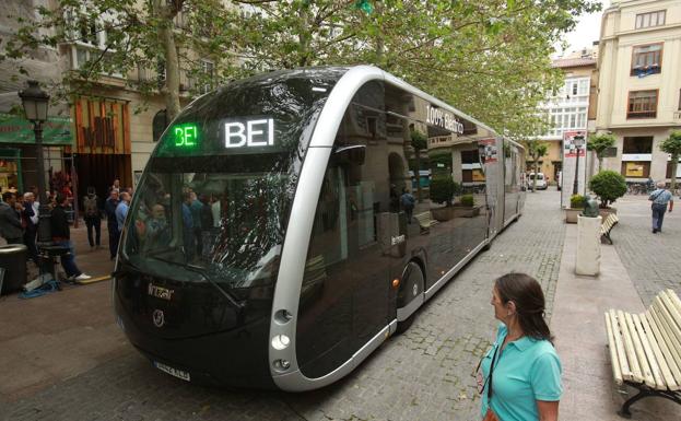 El PP pide una auditoría económica del bus eléctrico para saber su «coste real»
