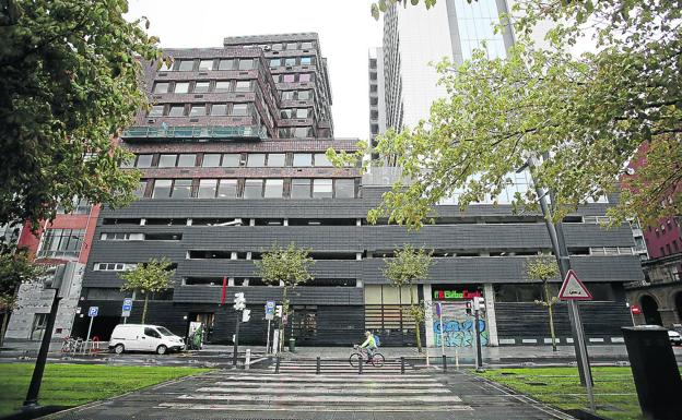 «Embargos y presiones para malvender» en el conflicto del edificio Albia II