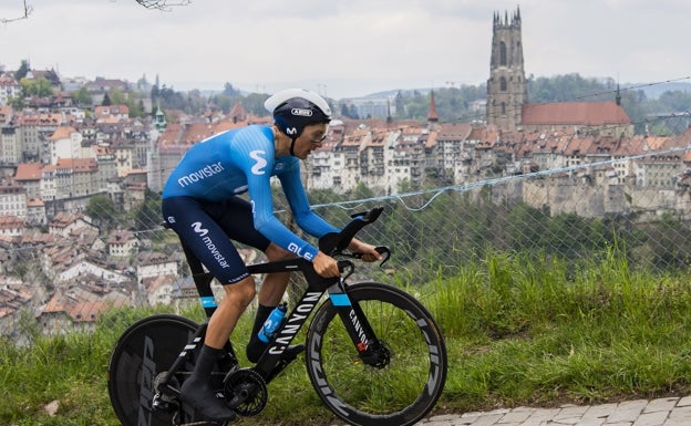 Soler y De Marchi abandonan el Giro por caída