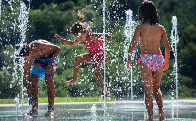 Etxebarria abrirá el 1 de junio su nuevo parque acuático infantil