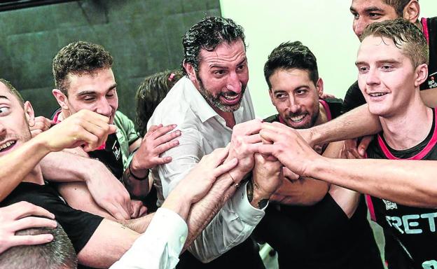 «Todavía tengo contrato»