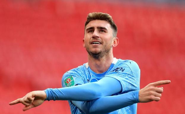 Laporte se deshace en elogios hacia sus nuevos compañeros: «Me siento muy orgulloso de formar parte de la selección»