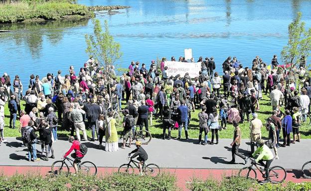 «Es la segunda persona que rescato en dos meses, cruzar la frontera por el río es habitual»