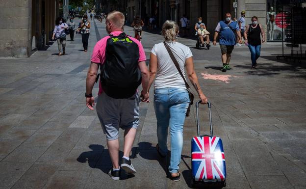 Maroto pide a Reino Unido diferenciar comunidades para viajar sin cuarentenas de vuelta