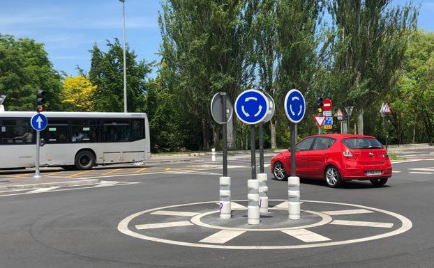 Activan los semáforos en el nuevo cruce del BEI en Ariznabarra que ha registrado varios accidentes