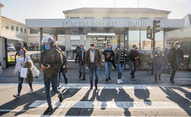 La mayoría del comité de Mercedes pide a la empresa «respeto y no imposición» para negociar el convenio