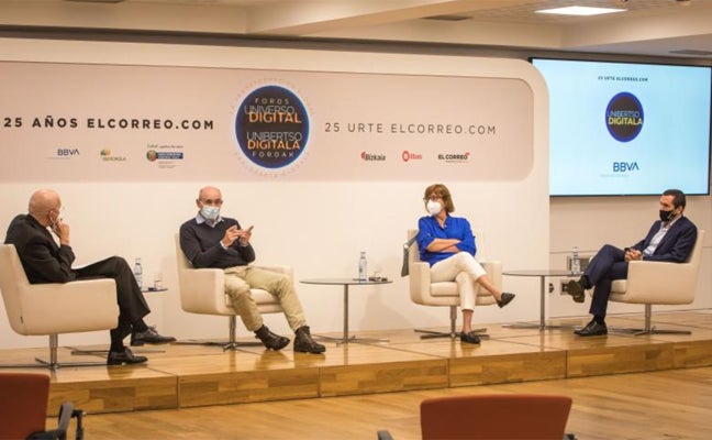 Resumen de la primera mesa de los Foros Universo Digital (Salud, Ciencia e Inteligencia Artificial)