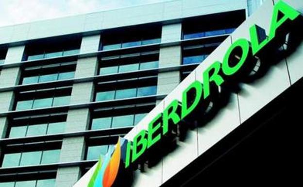 Iberdrola demanda al exdirectivo que denunció irregularidades en el caso Villarejo