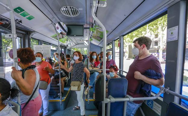 Vitoria rectifica y finalmente ampliará las frecuencias de los urbanos los sábados tras estirarse el horario hasta medianoche