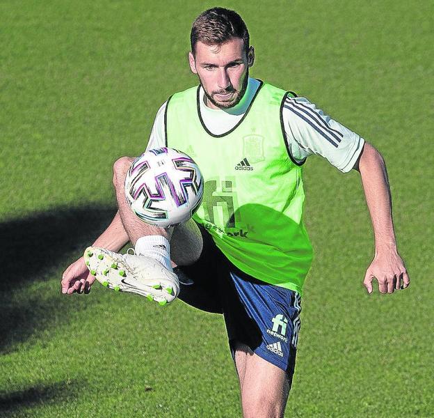 El Athletic se acerca a Javi Martínez al asumir que el fichaje de Moncayola es inalcanzable