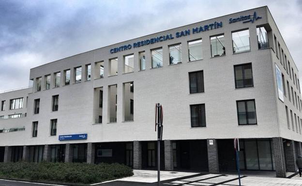 El brote de la residencia de Vitoria suma cinco positivos más