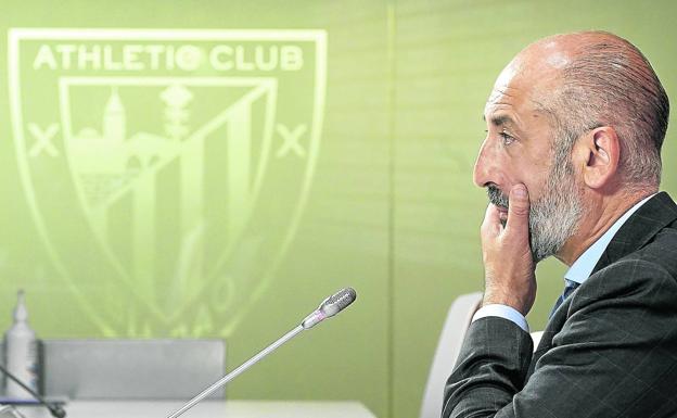 Elizegi descarta grandes inversiones en fichajes si no rebaja la actual plantilla del Athletic