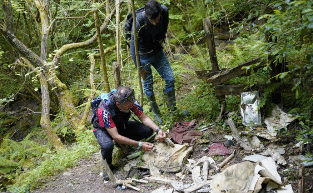Un juez investiga el hallazgo de restos óseos en la ladera del Oiz donde se estrelló el avión en 1985