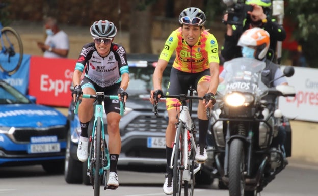 Mavi García gana el oro tras esperar a su rival Ana Santesteban, que se había caído