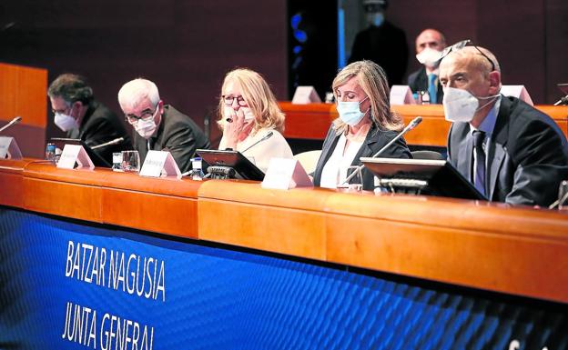 370 médicos, el 32% de los socios, quieren vender ya sus acciones de IMQ