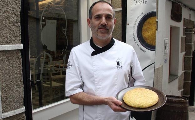 Parada obligatoria para comer la tortilla de Alberto en el O Pote de Betanzos