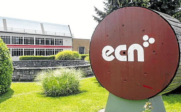 La familia de un muerto por amianto reclama 165.000 euros a ECN Cable Group